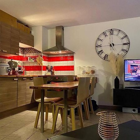 Joli T2 Dans Annecy Apartment Exterior photo